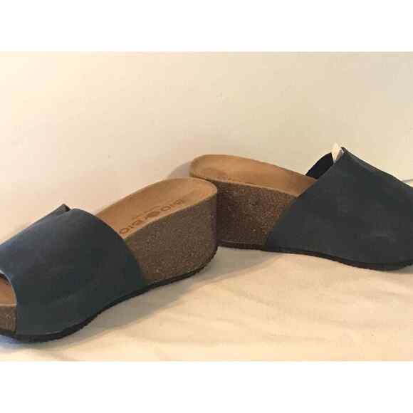 Bio Bio Wedge Slide Sandals Womens Sz 7.5 Blue Gray Made in Spain Nubuck Leather - Picture 6 of 8